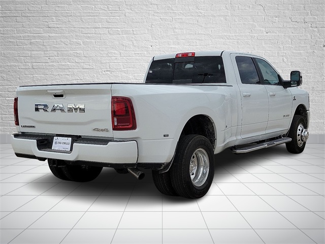 2026 Ram 3500 Laramie photo 4