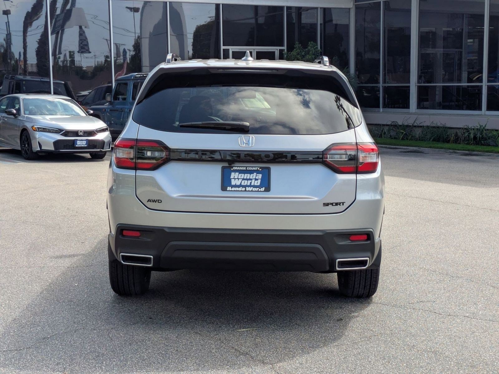 2025 Honda Pilot Sport photo 4