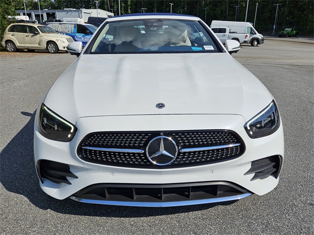 2022 Mercedes Benz E 450 photo 2