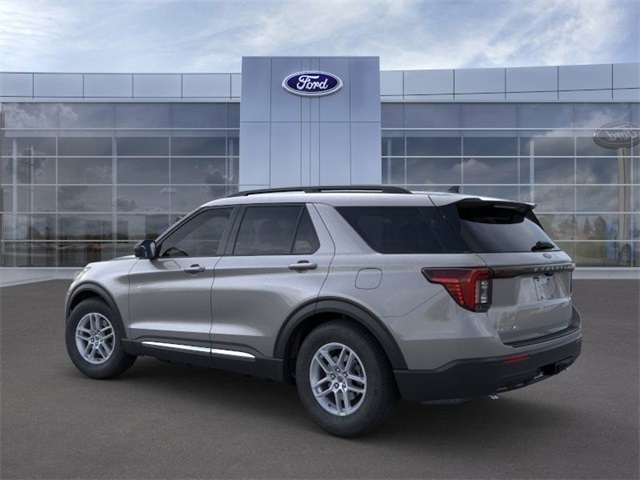 2025 Ford Explorer photo 4