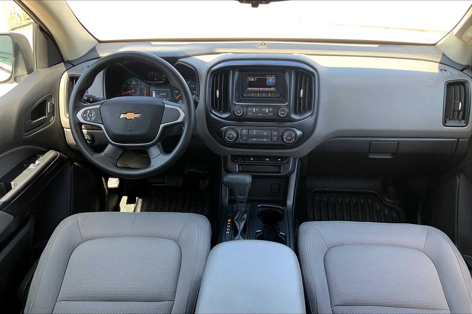 2015 Chevrolet Colorado Base photo 15