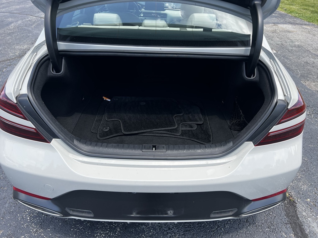 2024 Genesis G70 2.5T photo 5