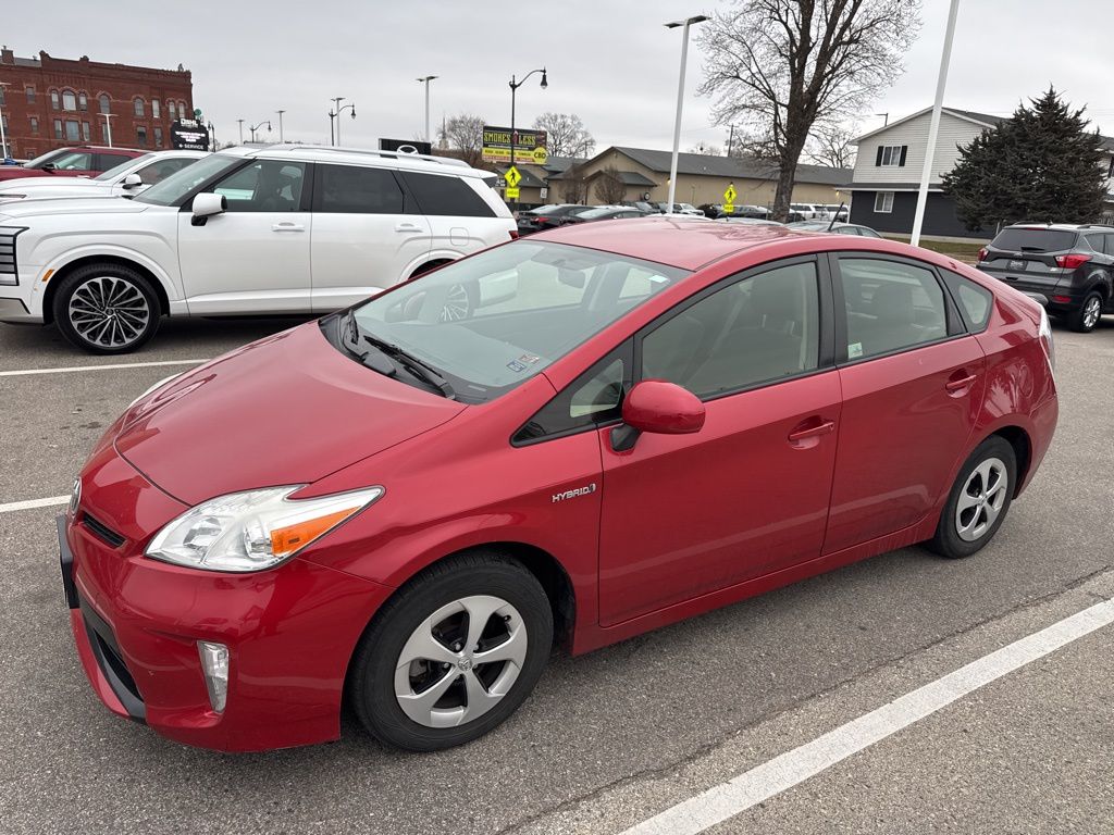 2013 Toyota Prius Two photo 4