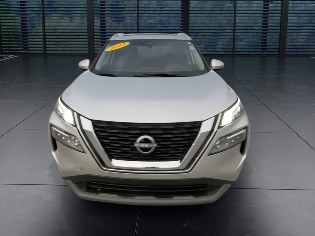 2023 Nissan Rogue SV photo 2