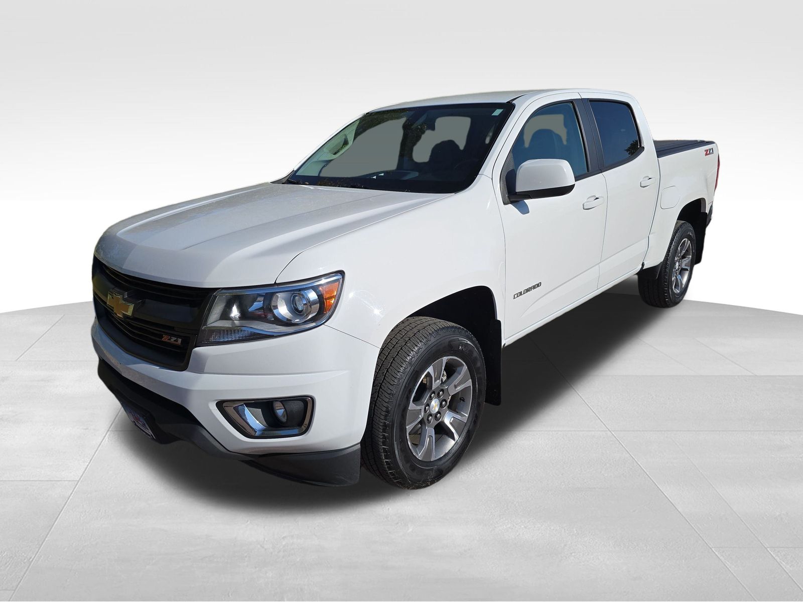 Used 2015 Chevrolet Colorado Z71 with VIN 1GCGTCE37F1206672 for sale in Luverne, Minnesota