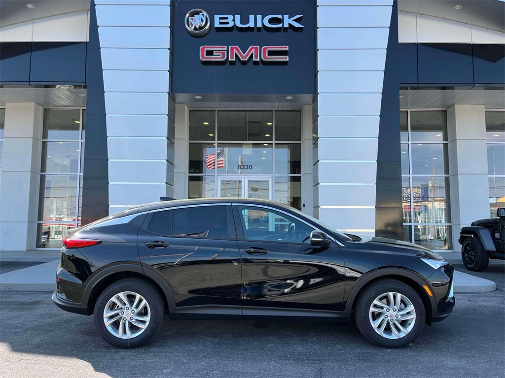 2025 Buick Envista Preferred photo 2