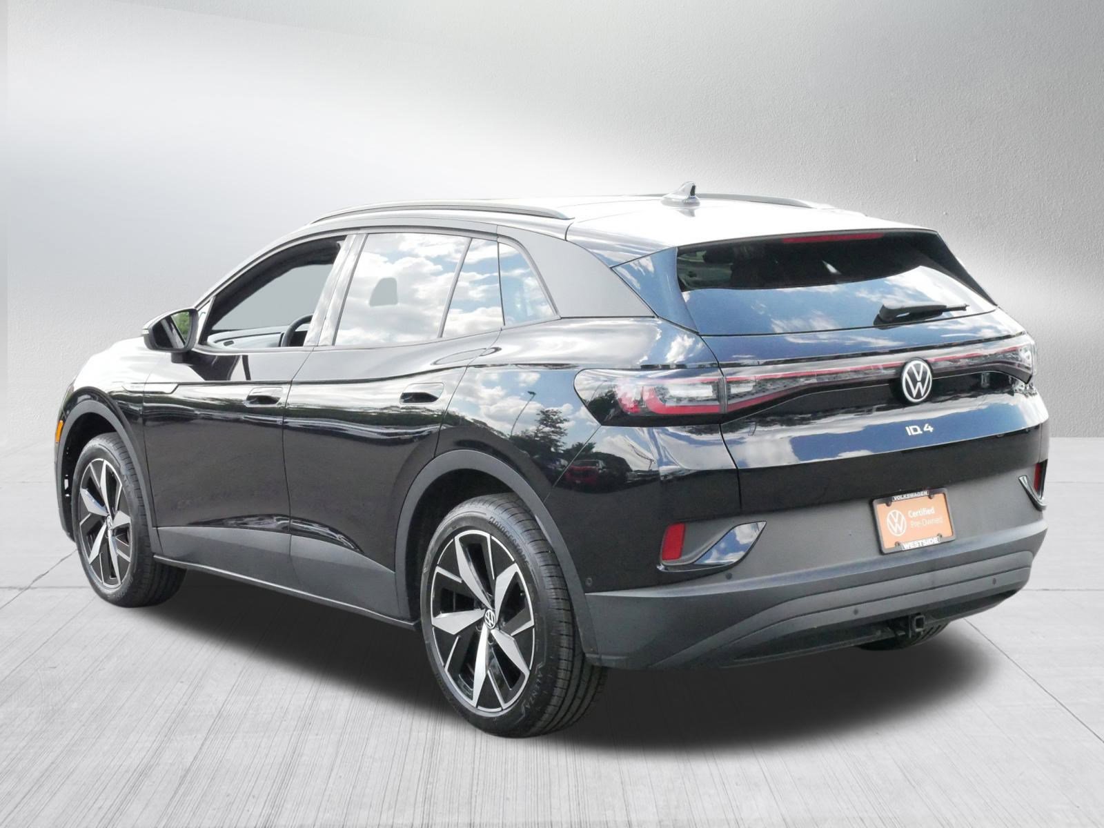 2023 Volkswagen ID.4 Pro S photo 5