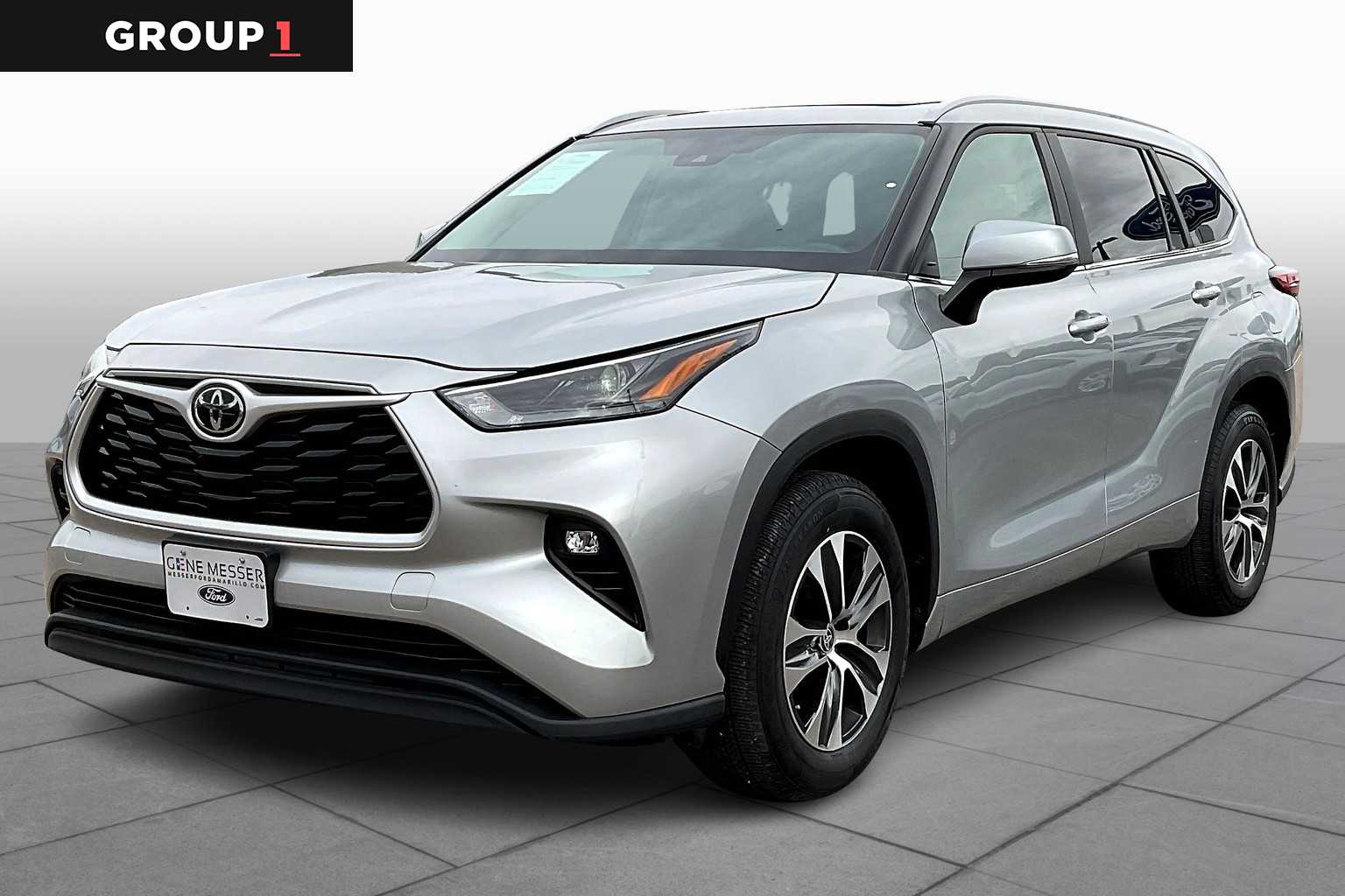 2023 Toyota Highlander XLE's photo