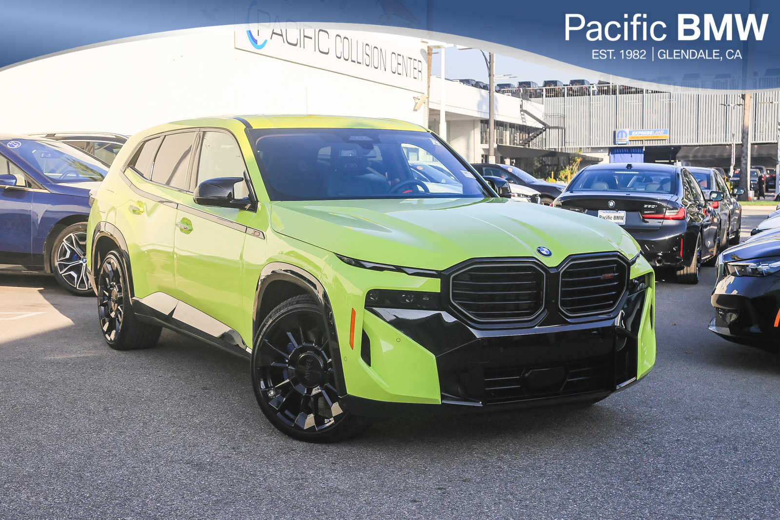 2025 BMW XM Label Red's photo