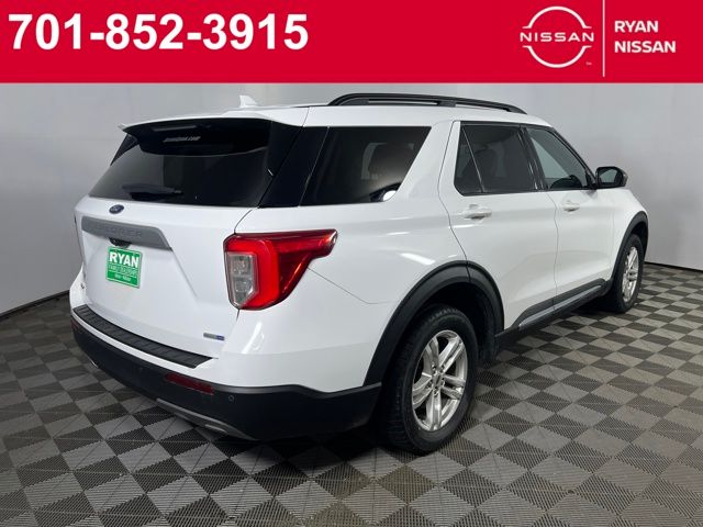 2020 Ford Explorer XLT photo 2