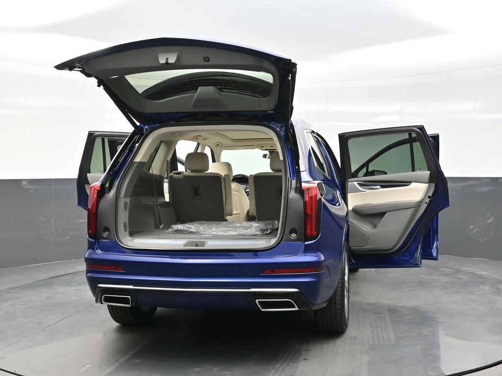 2025 Cadillac XT6 Premium Luxury photo 27