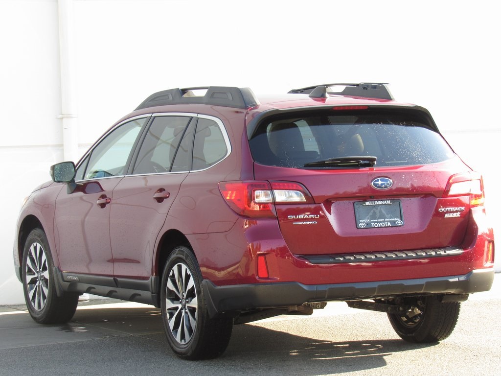 2016 Subaru Outback Limited photo 5