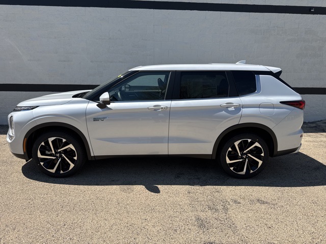 2025 Mitsubishi Outlander PHEV SE photo 6