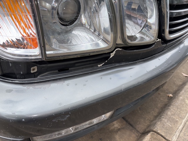 2001 Lexus LX 470 photo 4