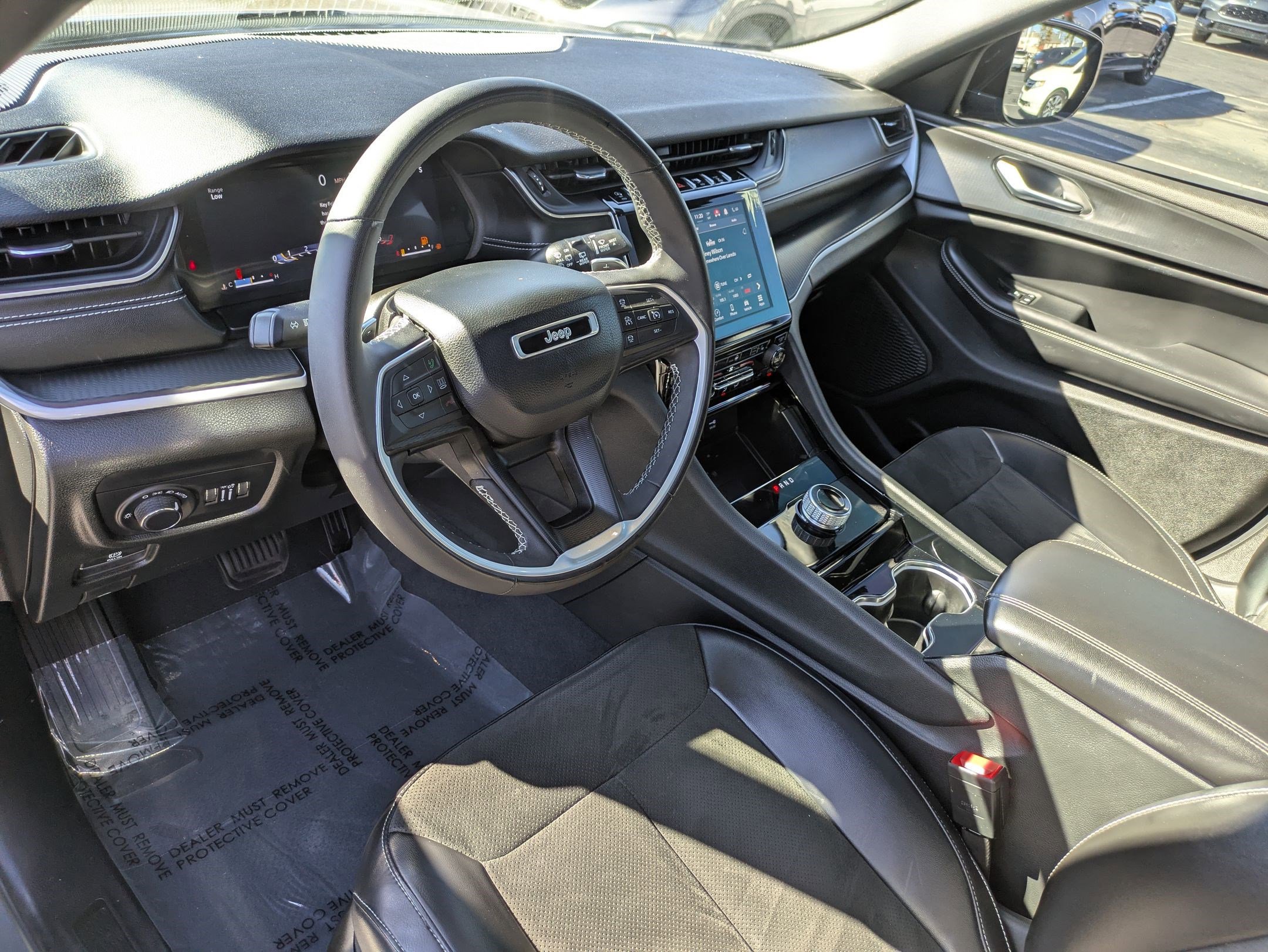 2023 Jeep Grand Cherokee Altitude photo 10