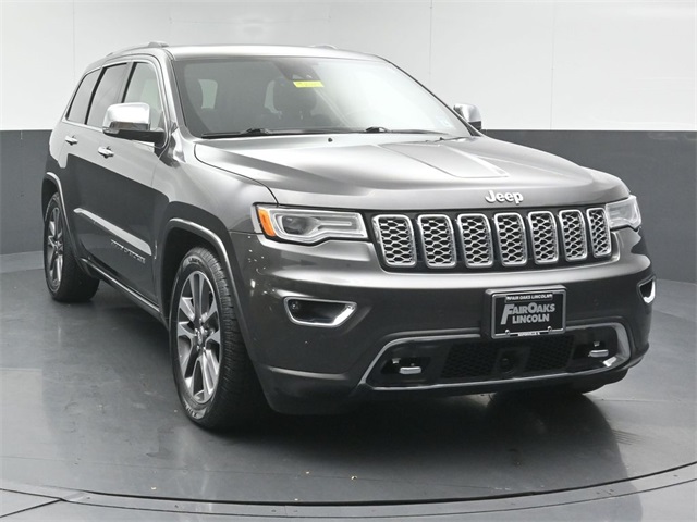 2018 Jeep Grand Cherokee Overland's photo