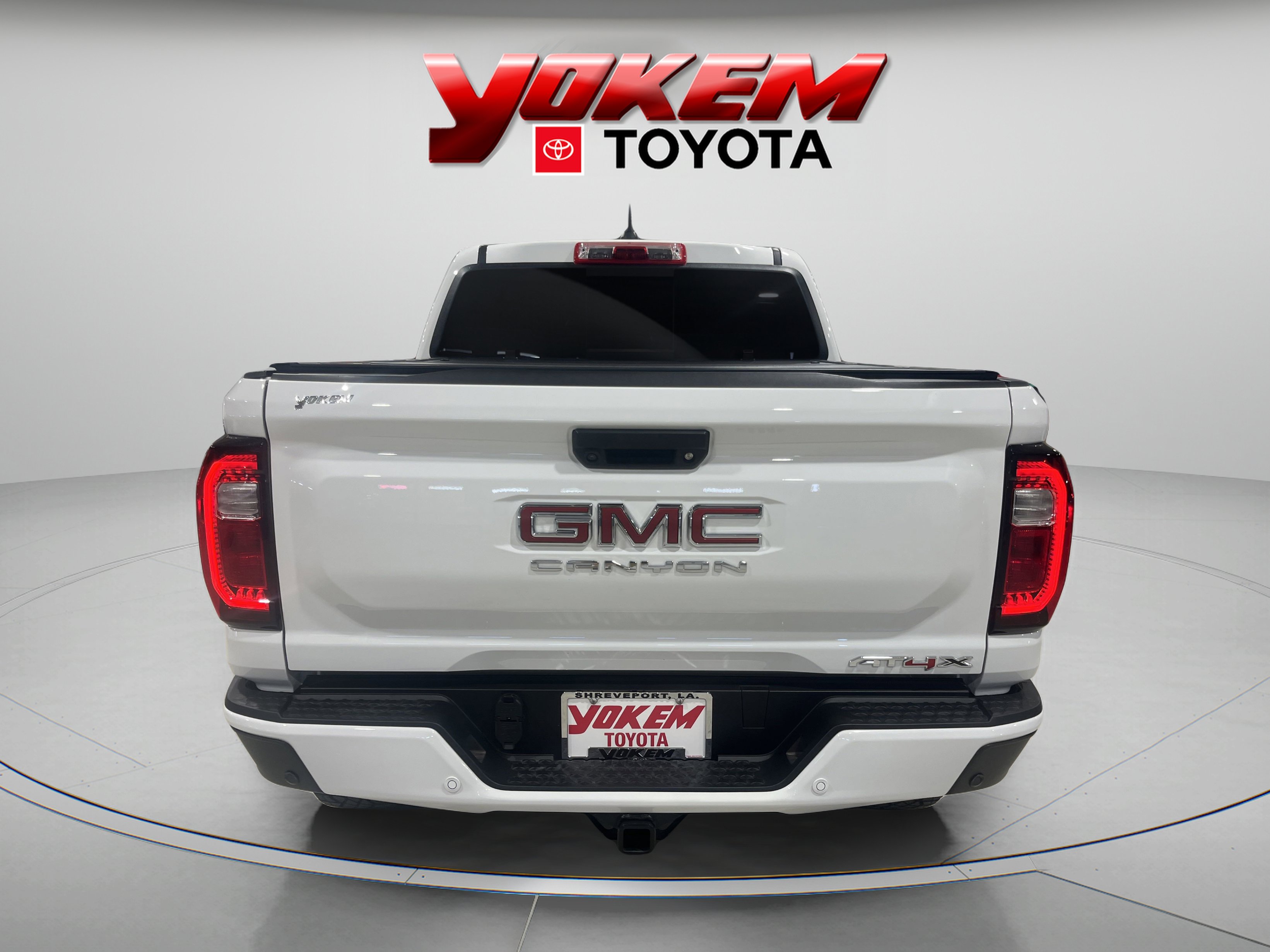 2024 Gmc Canyon AT4X photo 4
