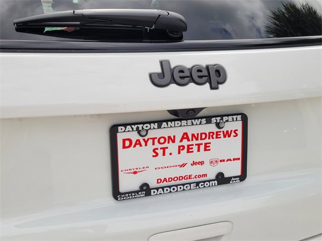 2026 Jeep Compass Latitude Altitude Special Edition photo 9