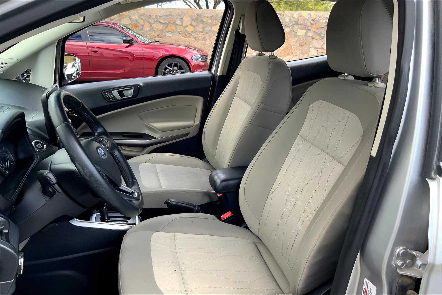 2020 Ford EcoSport SE photo 7