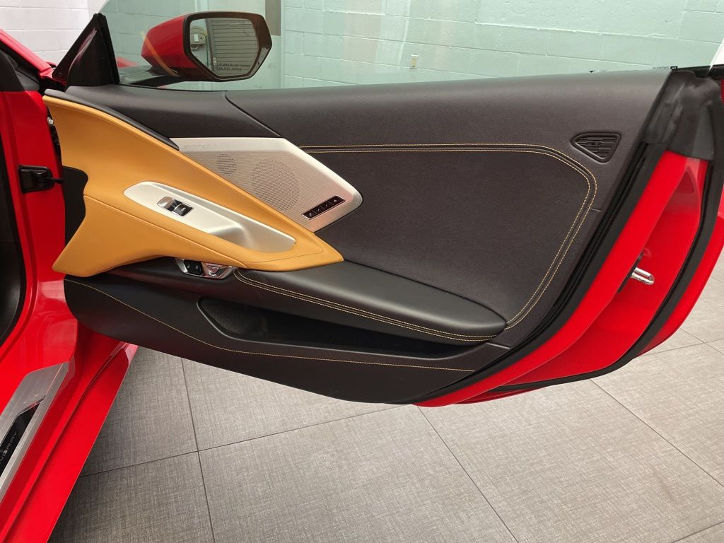 2022 Chevrolet Corvette Stingray 2LT photo 19