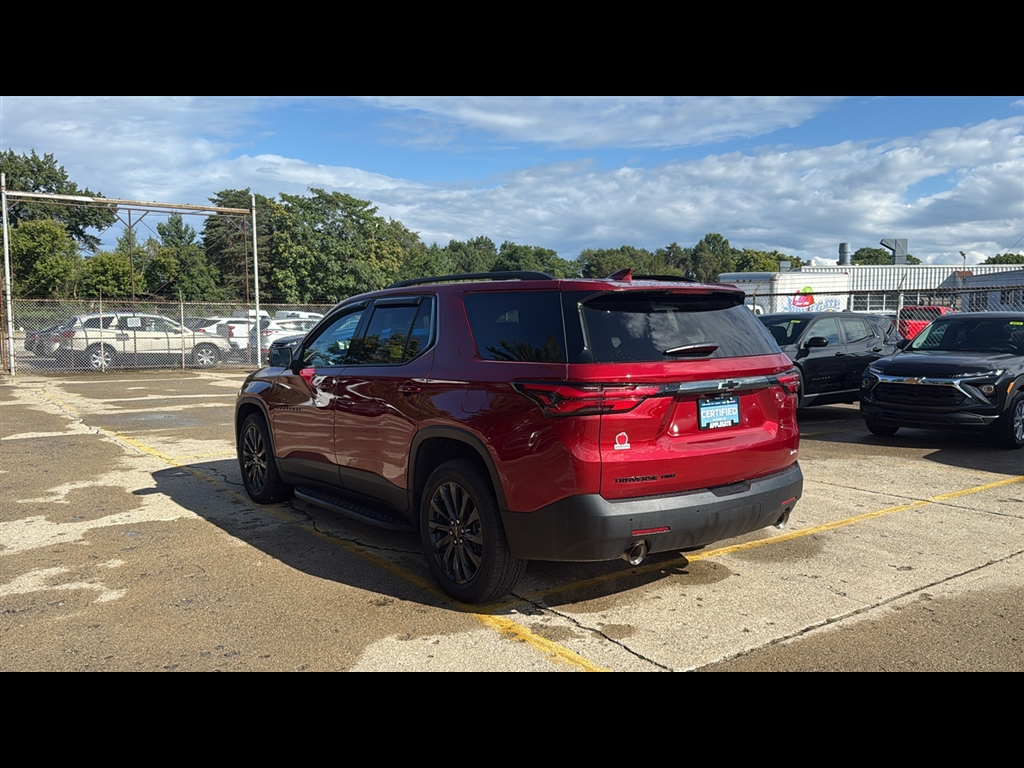 2023 Chevrolet Traverse RS photo 3