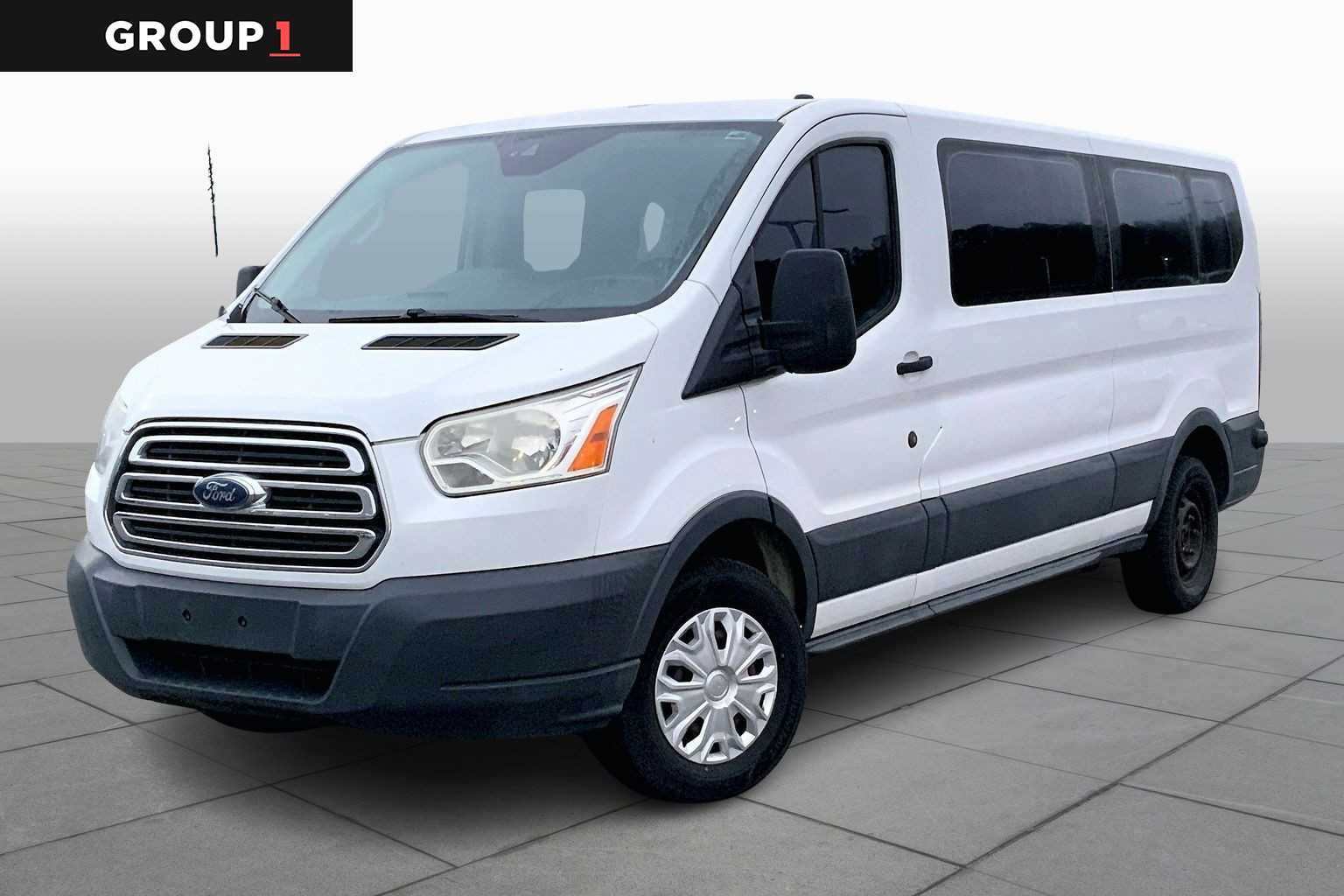2017 Ford Transit Wagon XLT's photo