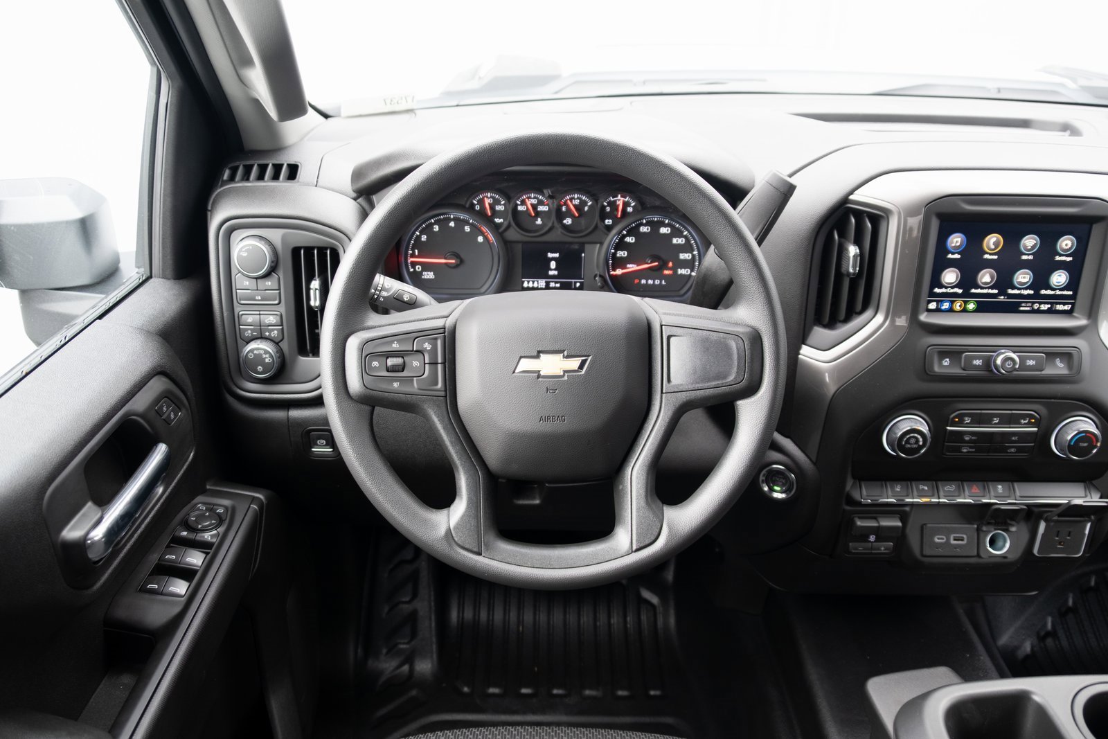 2026 Chevrolet Silverado 2500HD photo 2