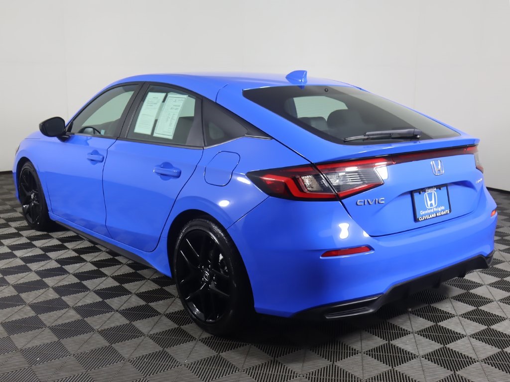 2025 Honda Civic Sport photo 4