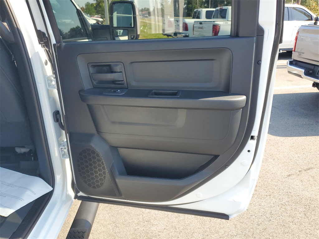 2026 Ram 2500 Tradesman photo 29