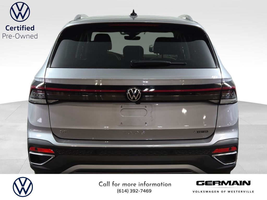 2025 Volkswagen Taos SE photo 4