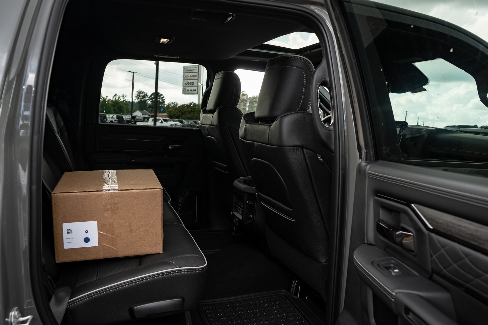 2026 Ram 2500 Limited photo 28