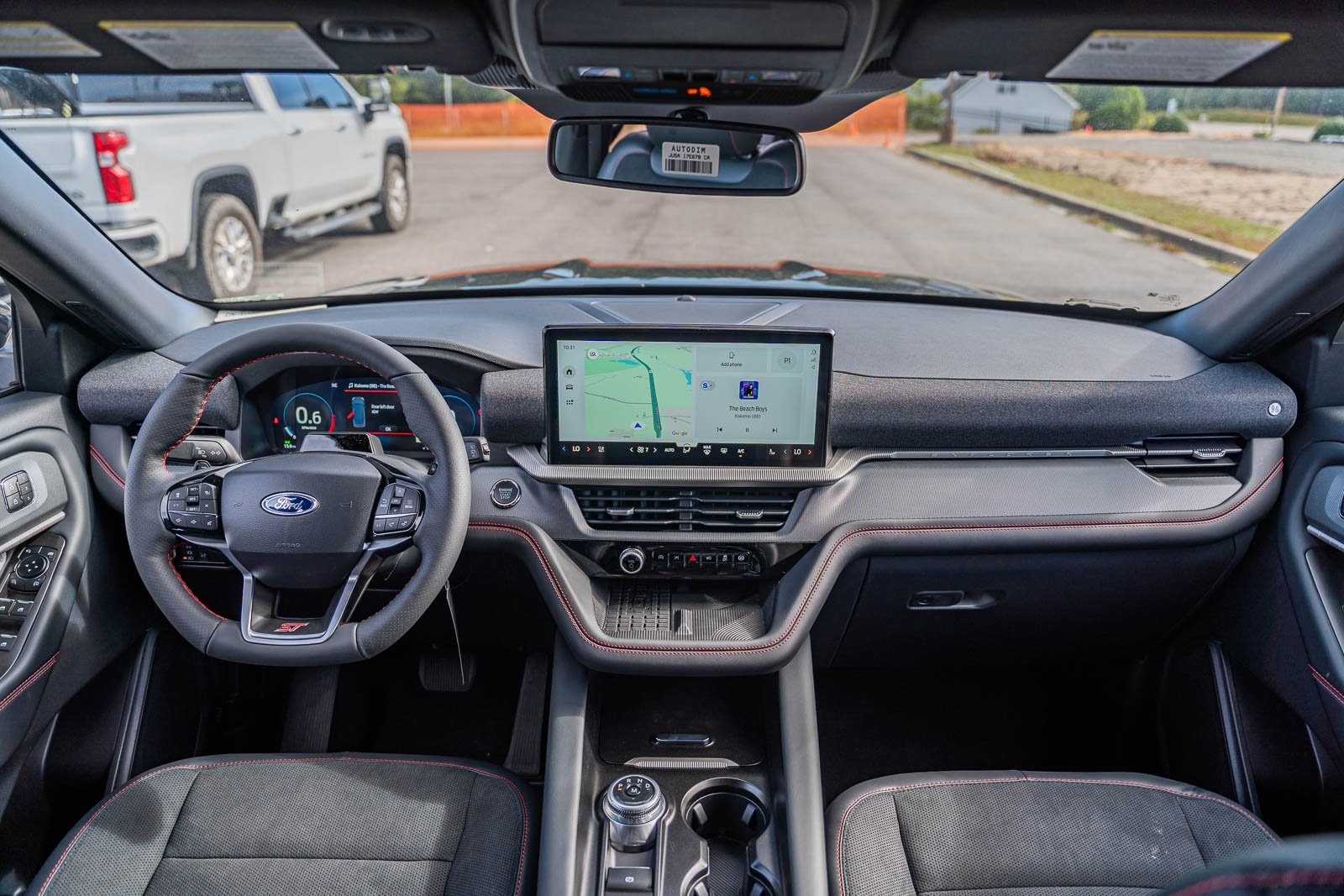 2025 Ford Explorer ST photo 14