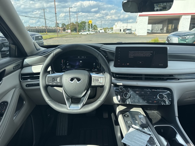 2026 Infiniti QX60 Luxe AWD photo 9