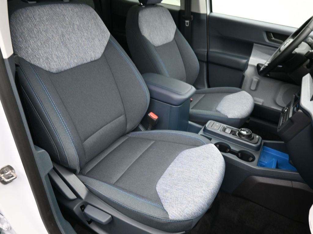 2025 Ford Maverick XLT photo 17