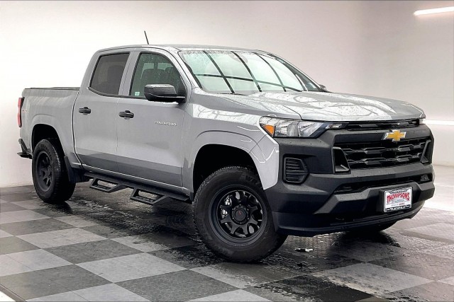 2024 Chevrolet Colorado Work Truck's photo