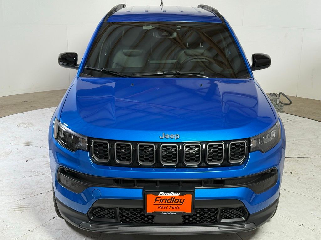 2026 Jeep Compass Latitude photo 2