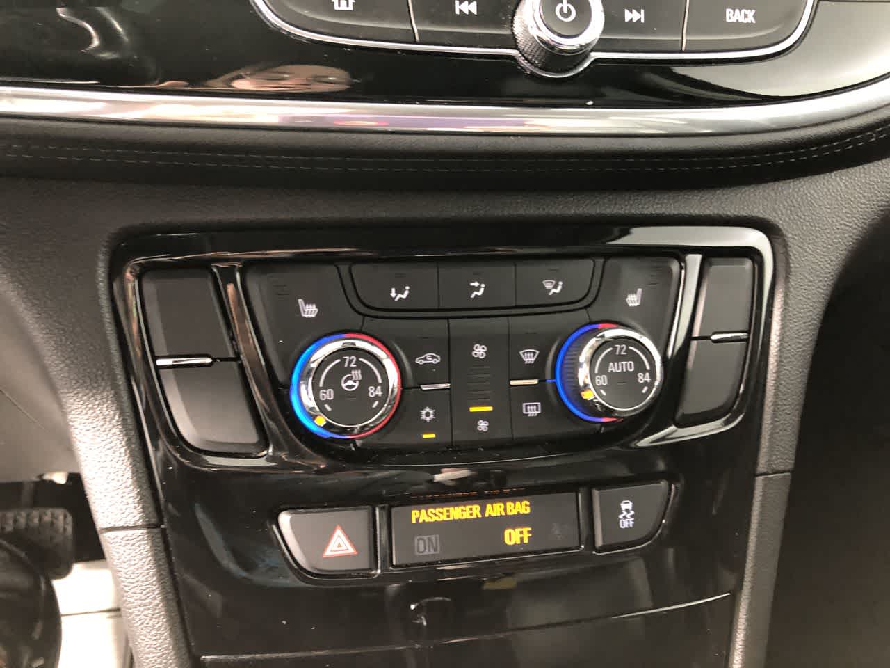 2020 Buick Encore Essence photo 17