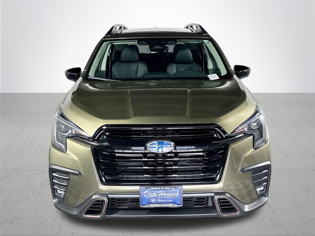 2025 Subaru Ascent Limited photo 3