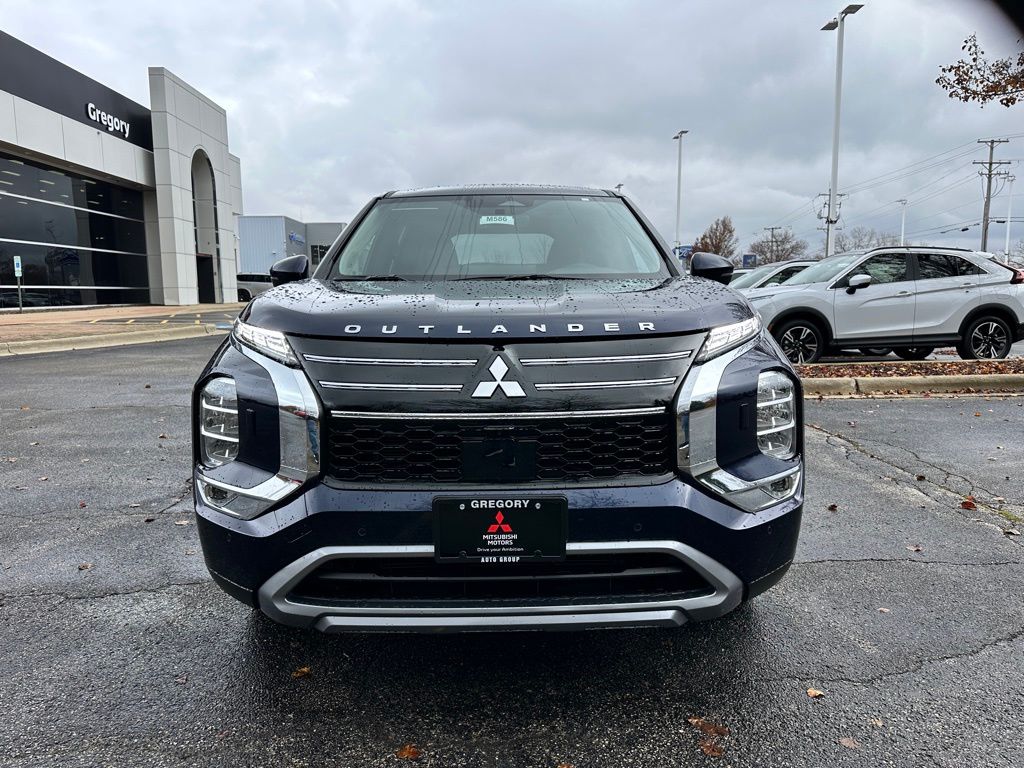 2025 Mitsubishi Outlander SE 2.5 S-AWC photo 2