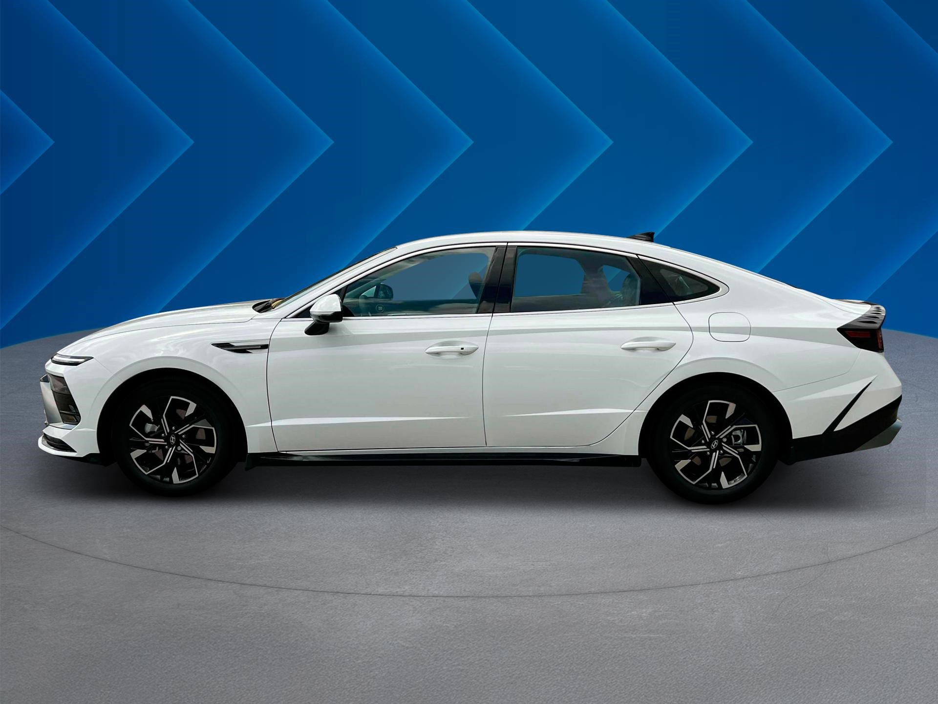 2025 Hyundai Sonata SEL photo 3