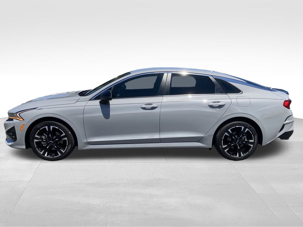 2022 Kia K5 GT-Line photo 4