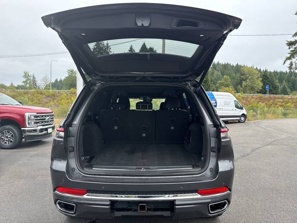 2022 Jeep Grand Cherokee Overland photo 22