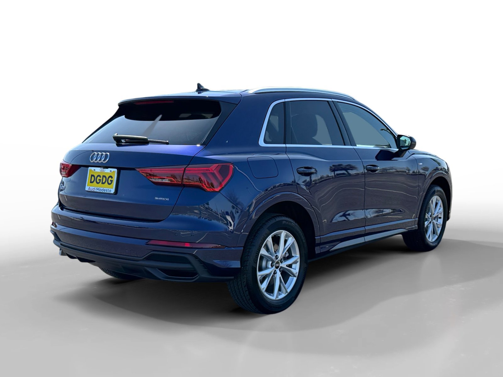 2025 Audi Q3 Premium Plus S line photo 5