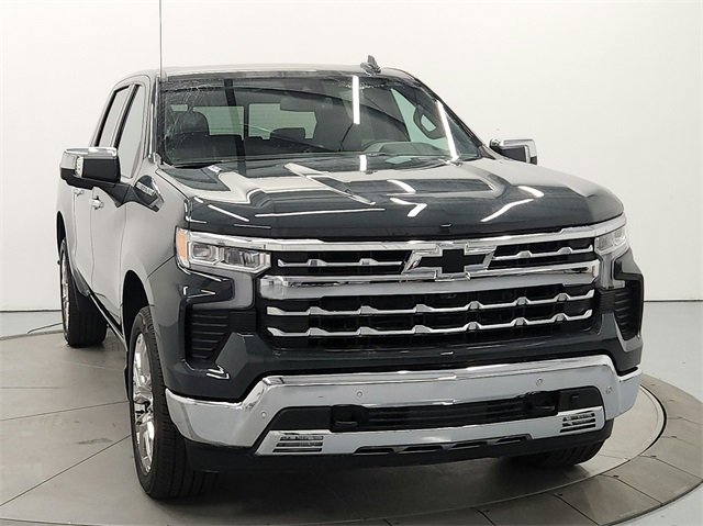 2026 Chevrolet Silverado 1500 LTZ photo 2