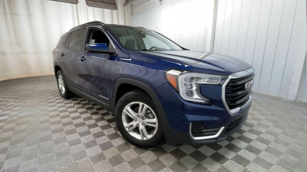 2022 Gmc Terrain SLE photo 2