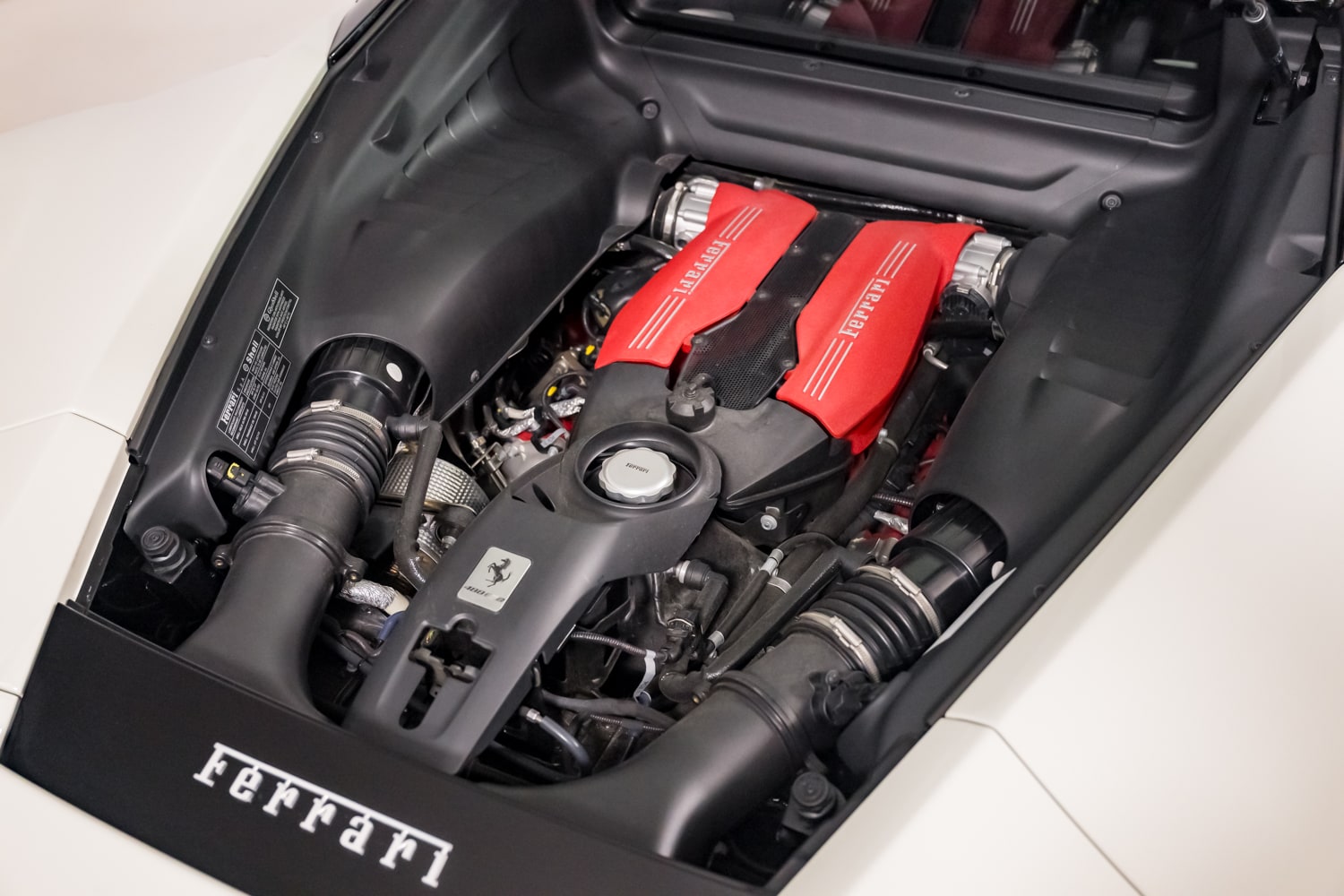2018 Ferrari 488 GTB photo 29