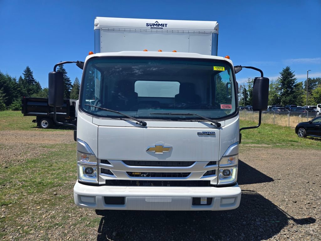 2024 Chevrolet Silverado 4500HD photo 2