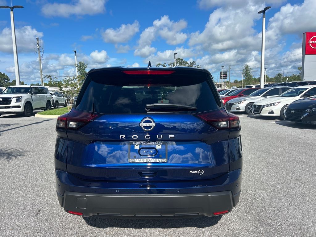 2026 Nissan Rogue SV photo 4