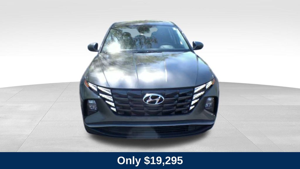 2022 Hyundai Tucson SE photo 3