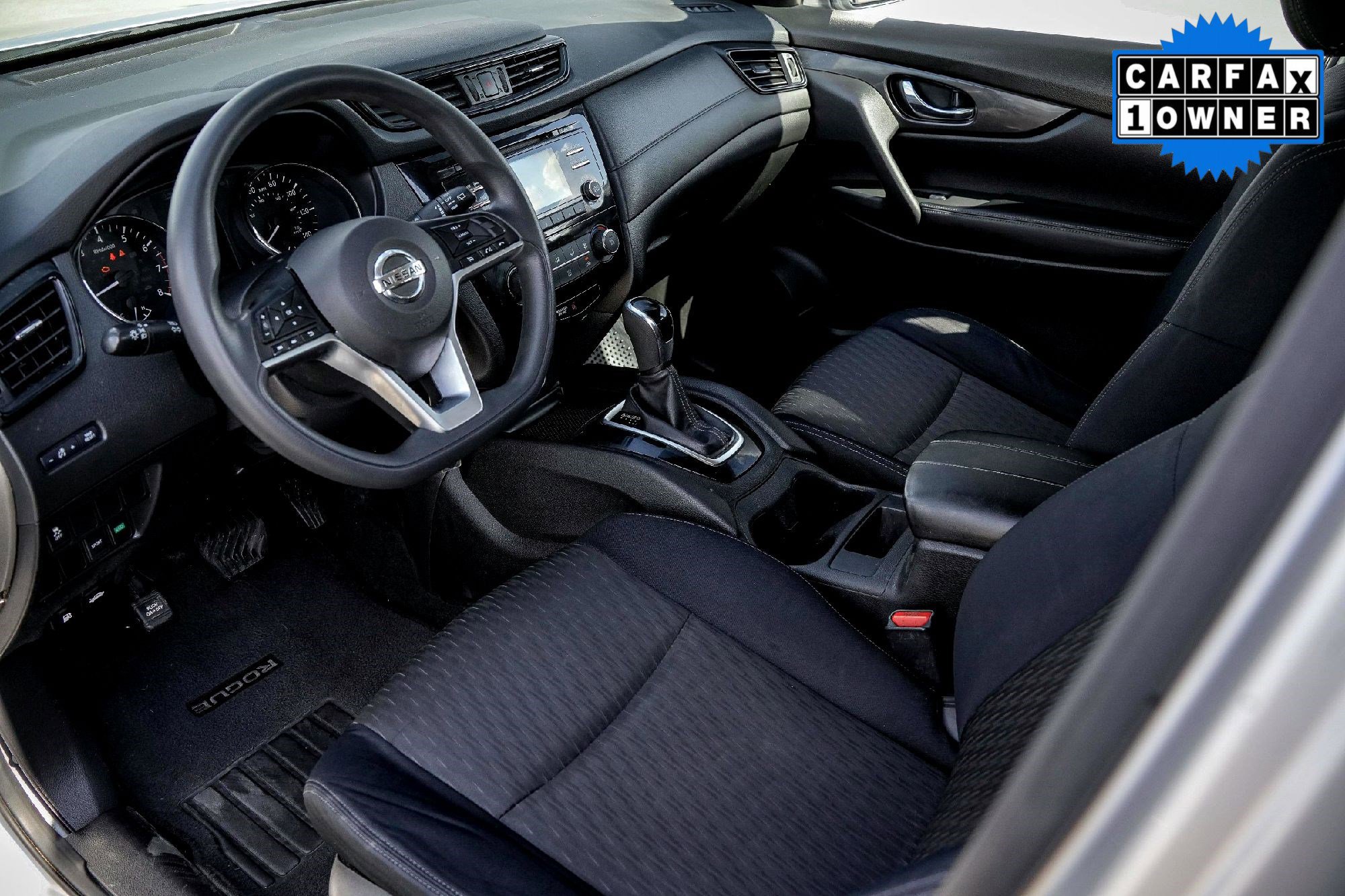 2017 Nissan Rogue S photo 4